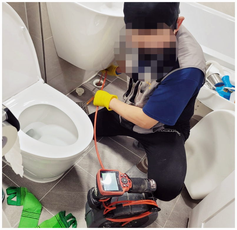 강남구변기막힘 작업 전 수위 상승 현장